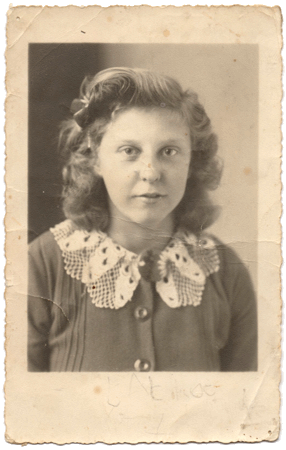 Klik voor foto in apart venster 1926_jacoba_j_willems-h1131527.gif